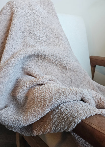 The Nest Throw