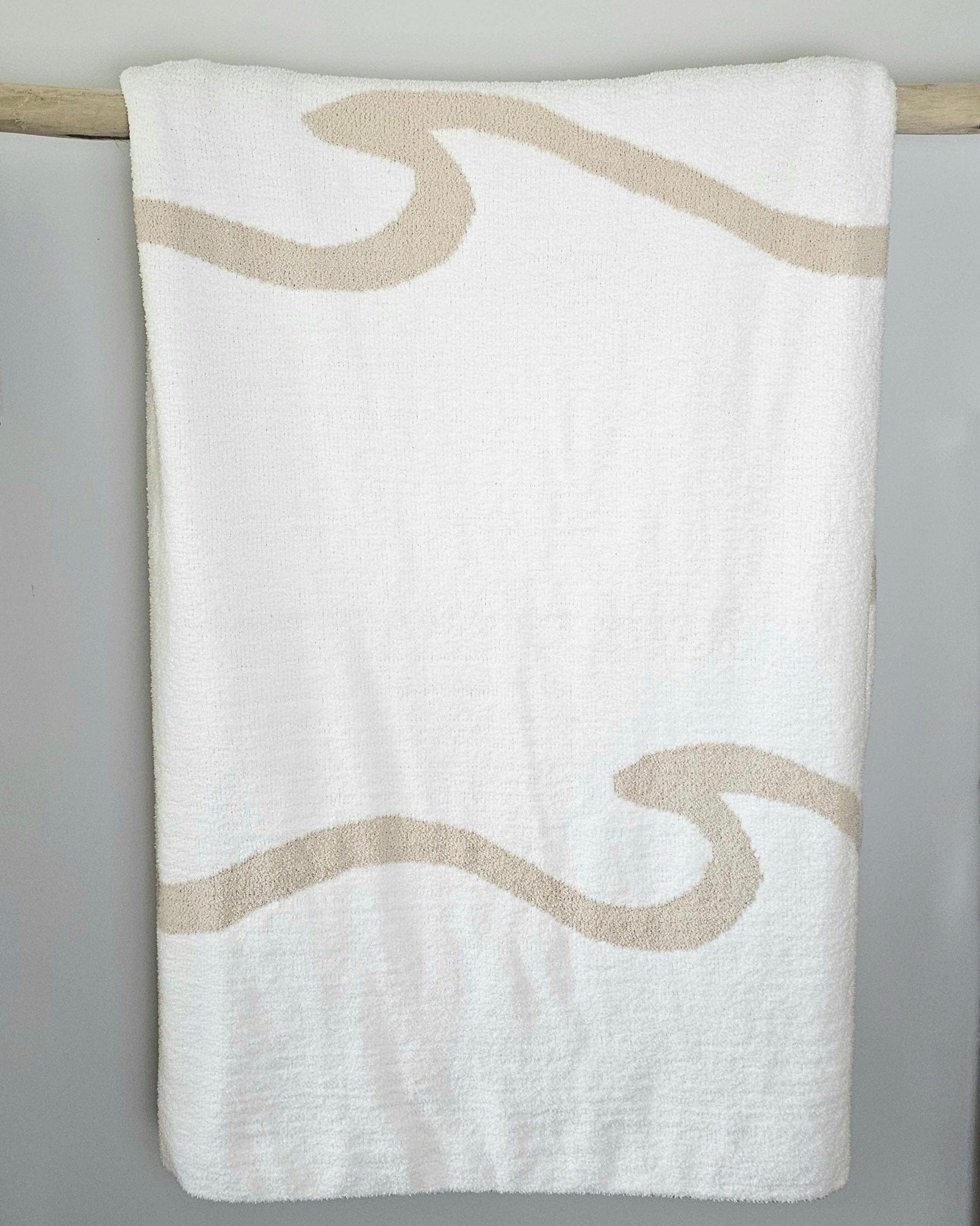 The Moose Nest Blanket Wave The Wave Throw Cozy Luxury Throw Blanket Washable bedding Durable Blanket Beach Travel Blanket Dog friendly home Easy care Coastal decor Minimalist home decor and bedding The Wave Throw