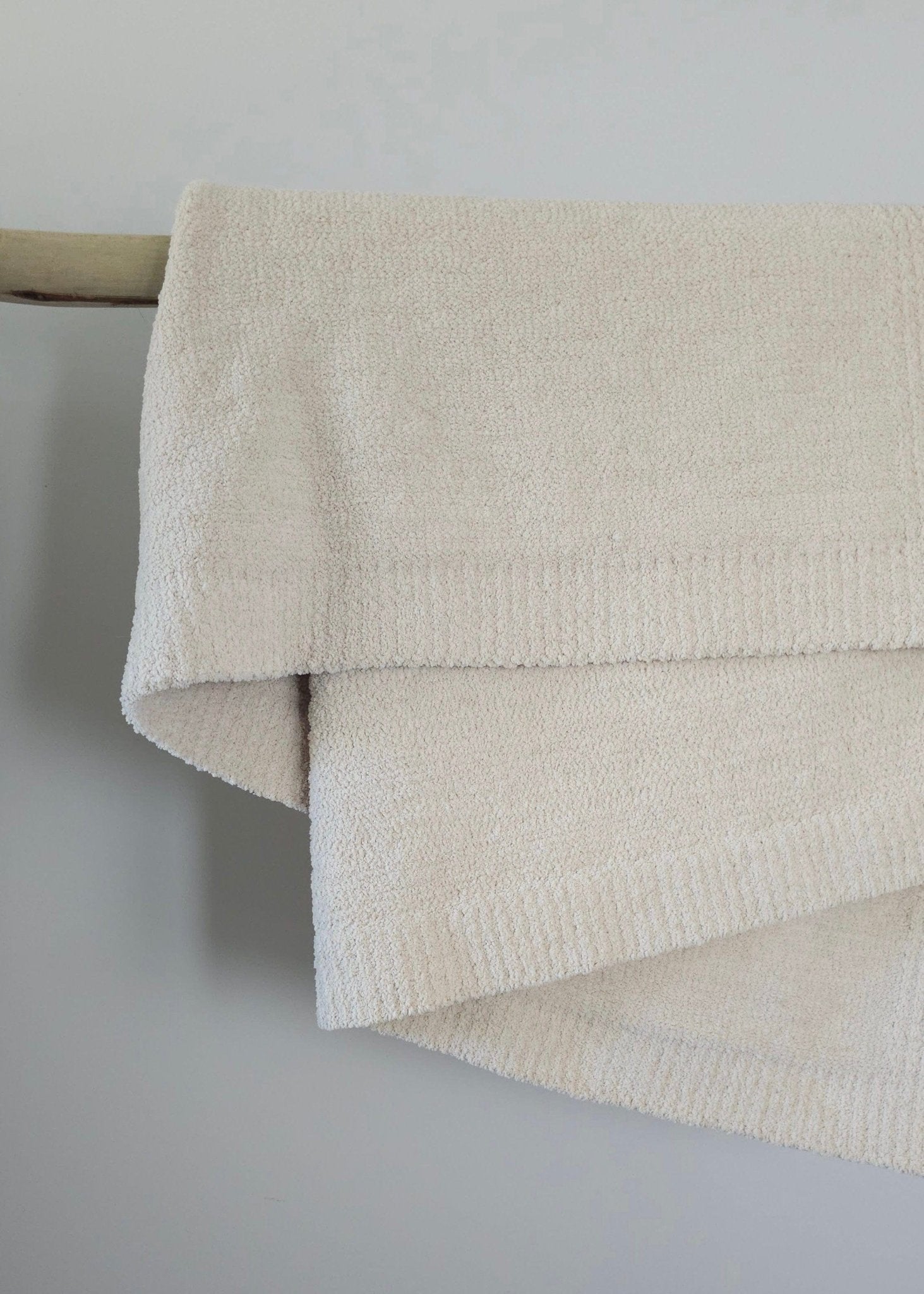 The Nest Throw Blanket - similar to Sunday Citizen Snug throw dupe, pet friendly bedding, snag proof throw, baby blankets, pet friendly throw, coastal decor, beach blankets, gray throw blanket, taupe throw blanket, brown throw blanket, ivory throw blanket, light gray throw blanket, green blankets and throws, white throw blanket, black and white throw blanketbarefoot dreams dupe throw, 