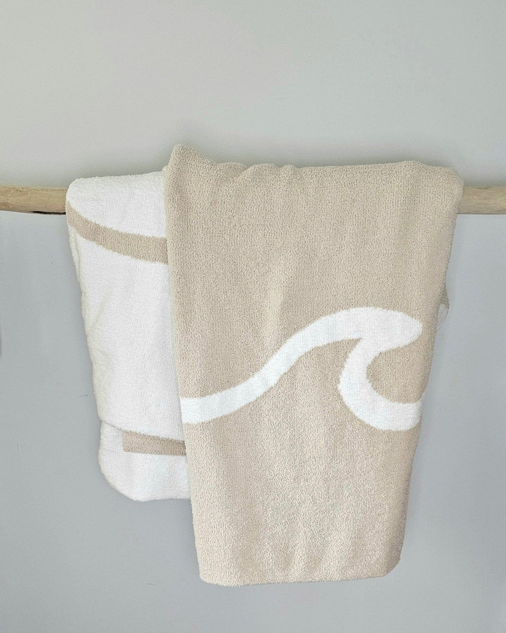 Wave throw Blanket, Similar to sunday citizen dupe, coastal decor blanket, beach blanket, sand wave, snug throw blanket, double layer throw, cold weather bedding, warm blanket, beach decor, coastal decor, greige throw, warm grey blanket, striped throw, snag proof blankets, pet bedding, pet friendly blanket, dog lovers throw, dog bedding, small business bedding, modern home decor, barefoot dreams dupe throw, washable blankets, durable bedding